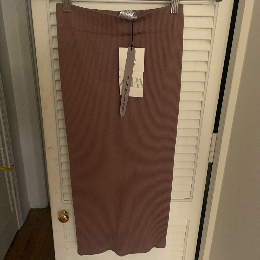 Zara *NWT* Bodycon Pencil Skirt | XS | Coffee
